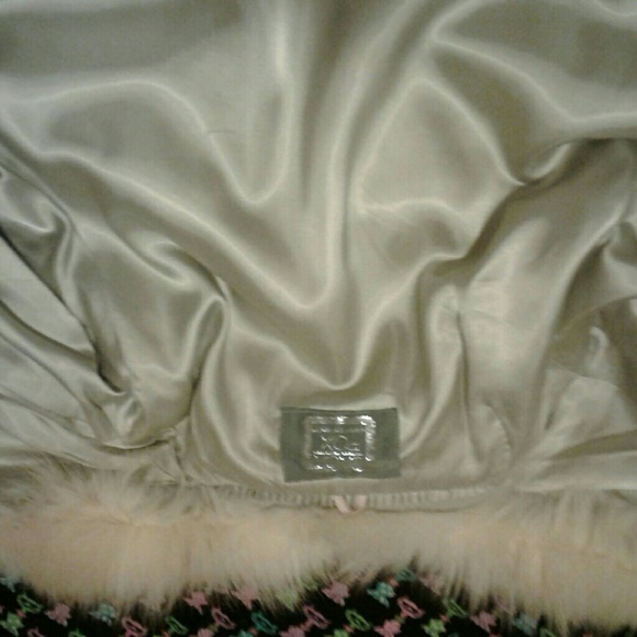 Saga Fox Jacket - Picture 3 of 7